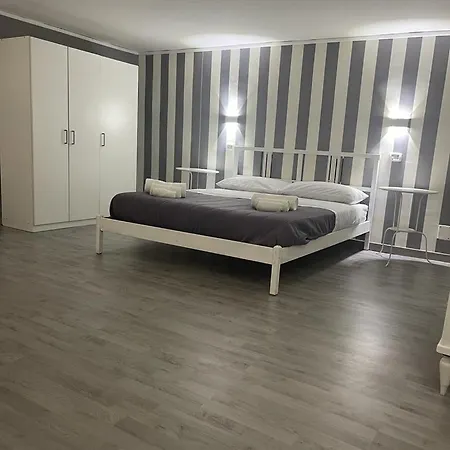 公寓 Casa Gerolomini *