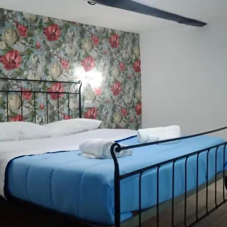 Casa Gerolomini Apartman Nápoly