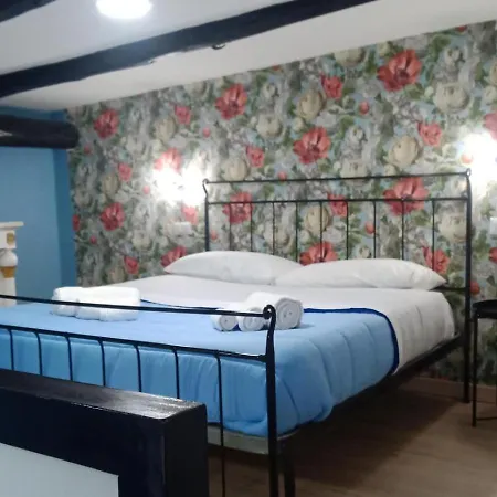 Casa Gerolomini * Napoli