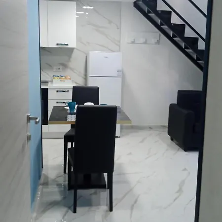 Casa Gerolomini Apartman Nápoly